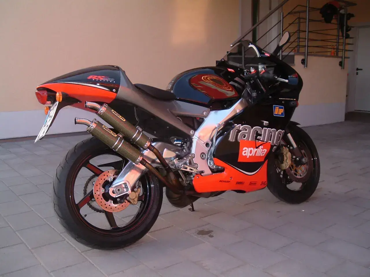 Aprilia RS, sportive — vue extérieure