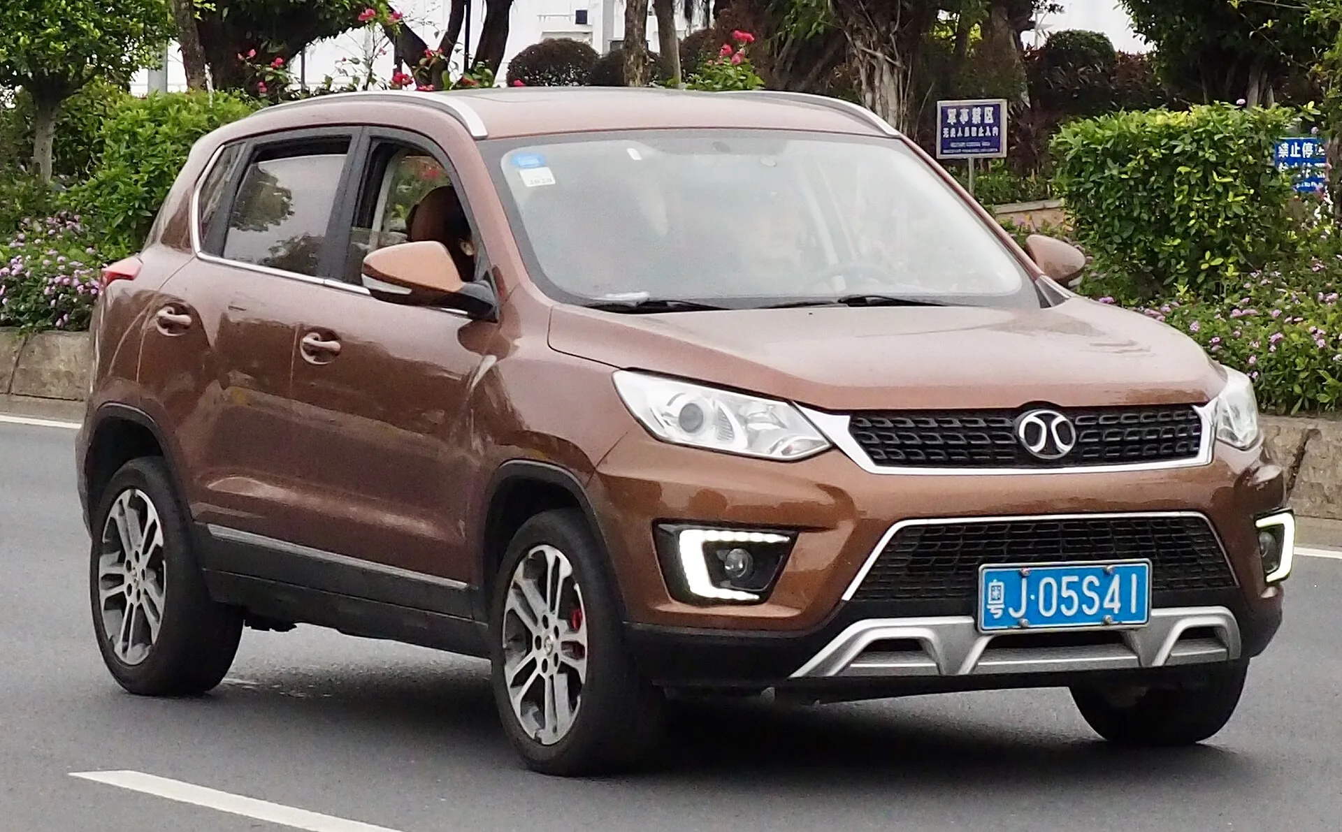 BAIC X35