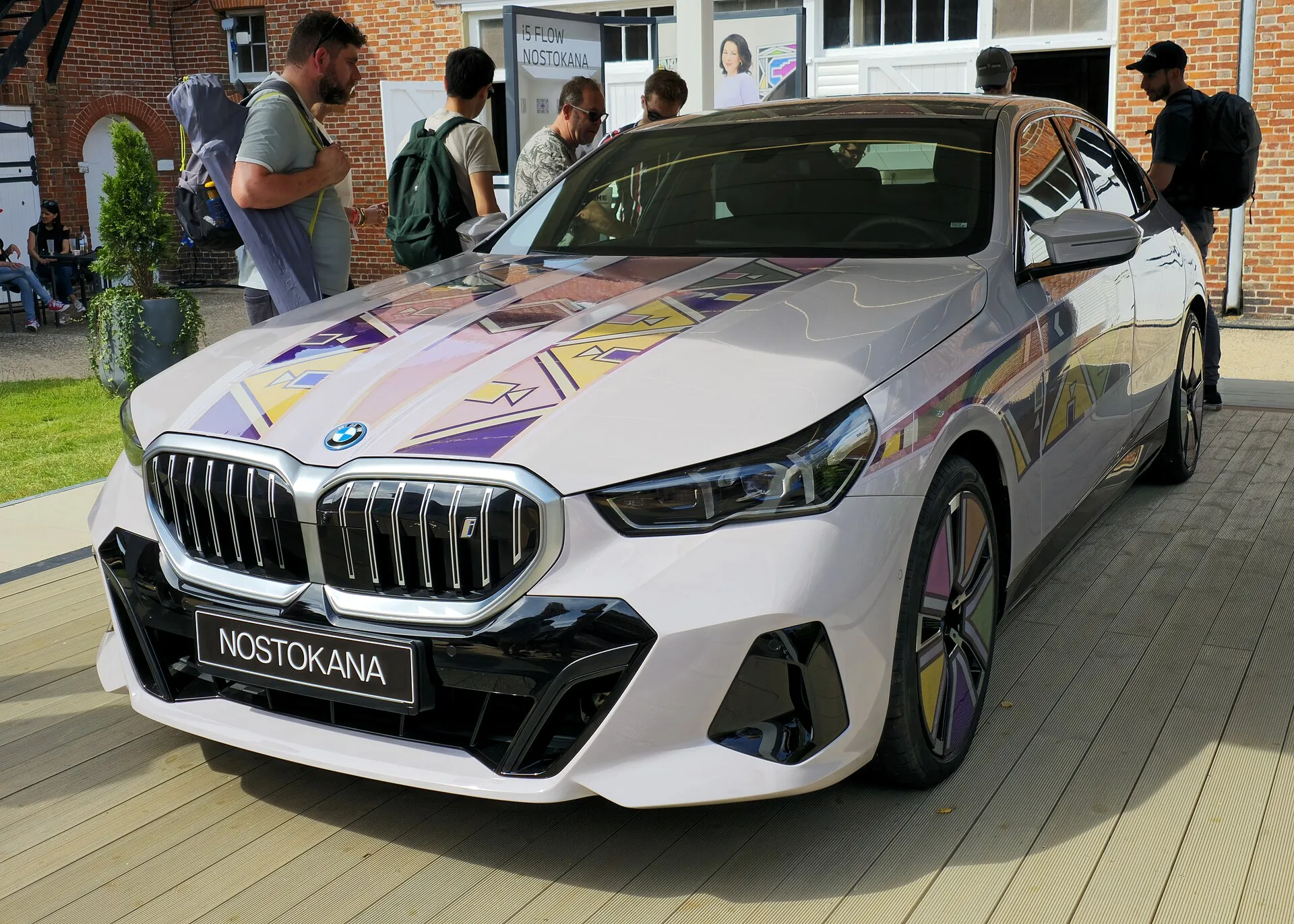 BMW i5