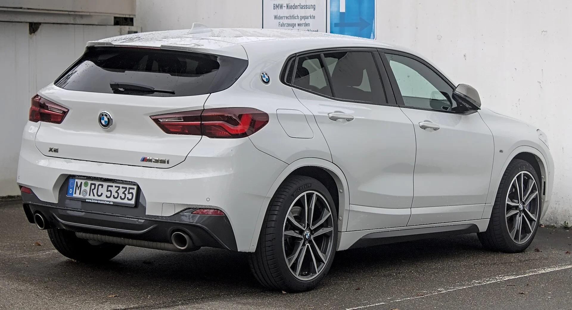 BMW X2