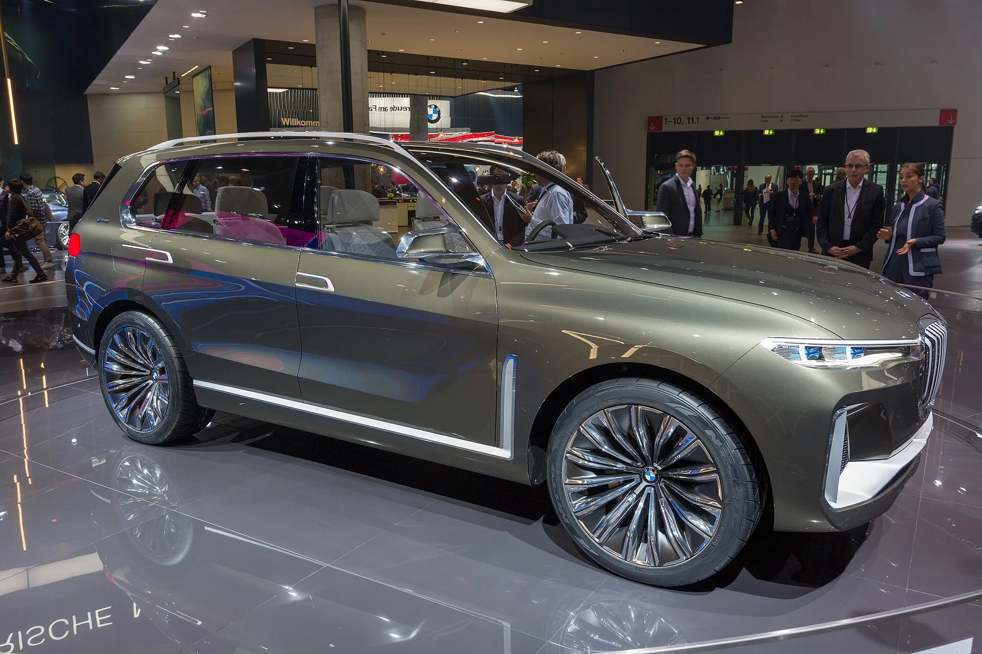 BMW X7