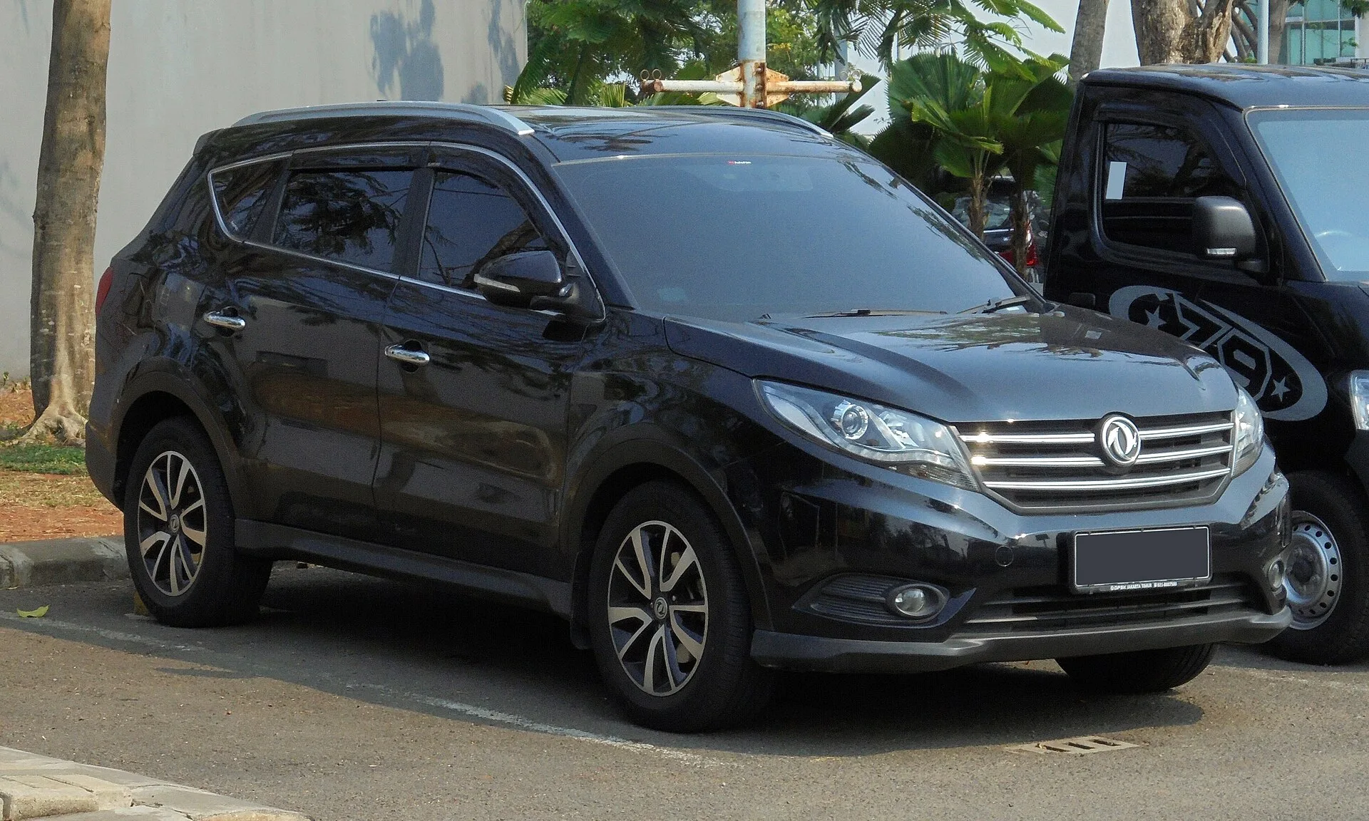DFSK Glory 580