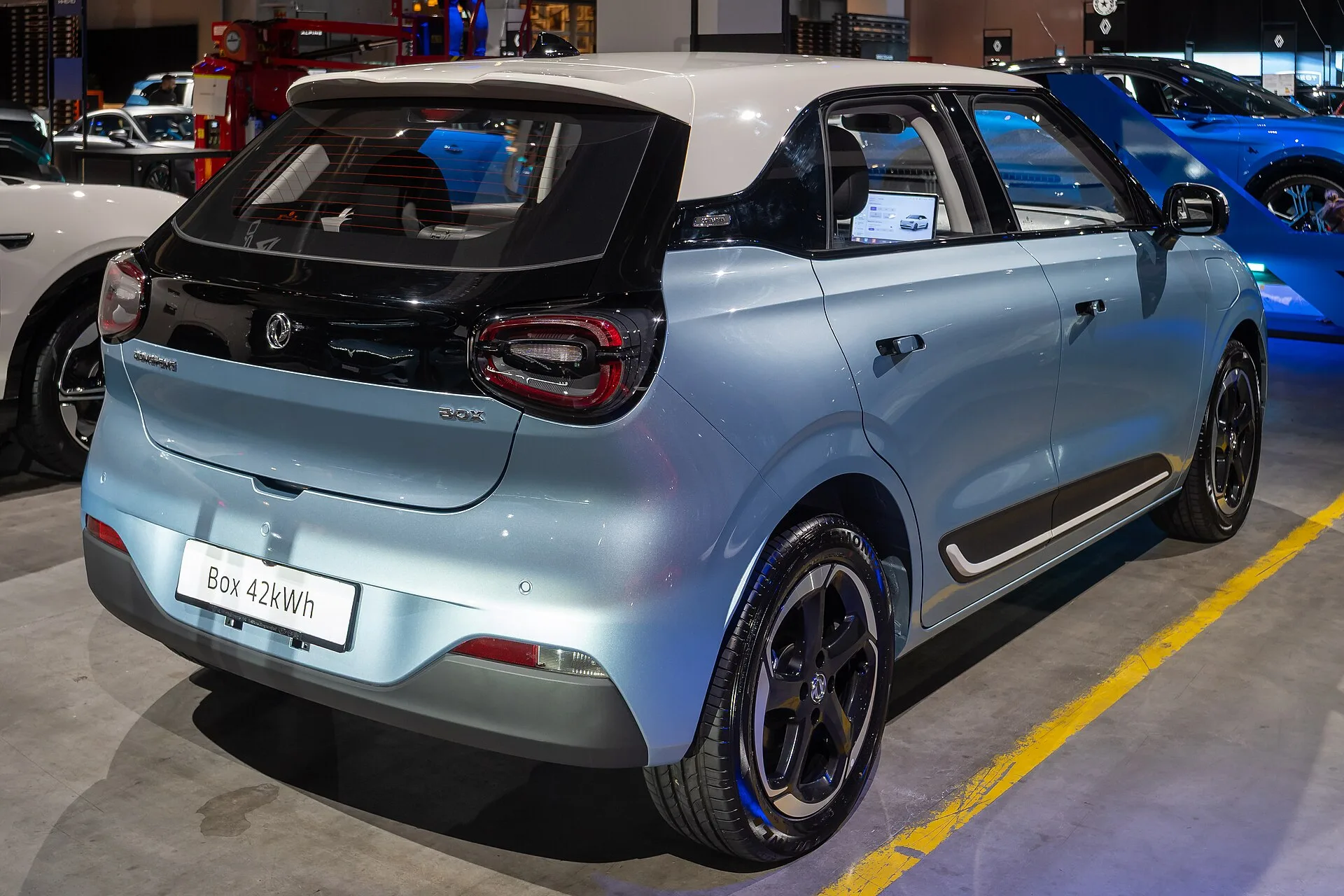 Dongfeng Box