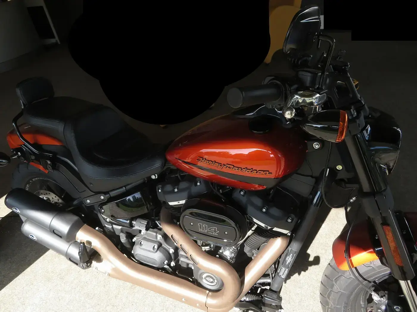 Harley-Davidson FAT BOB, custom — vue extérieure