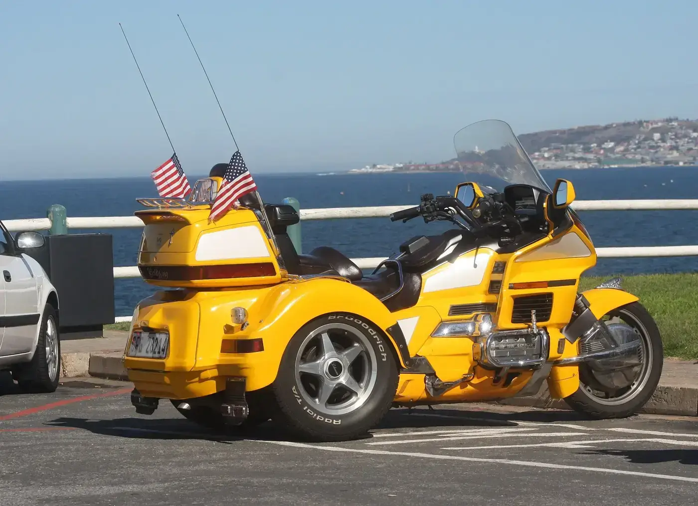 Honda Goldwing, sportive — vue extérieure