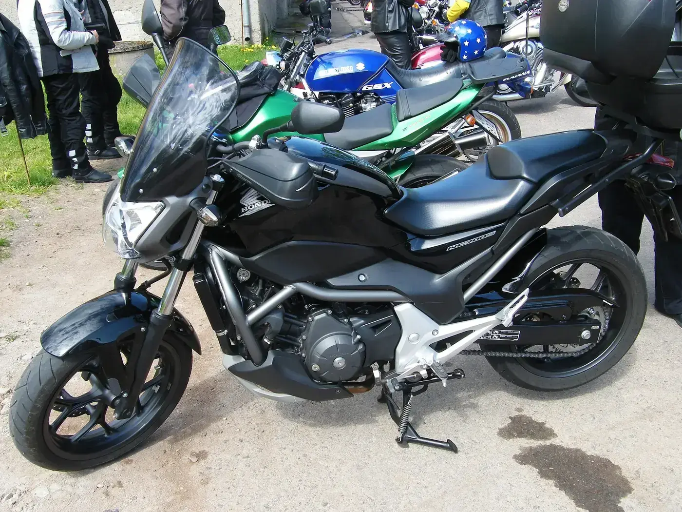 Honda NC, sportive — vue extérieure