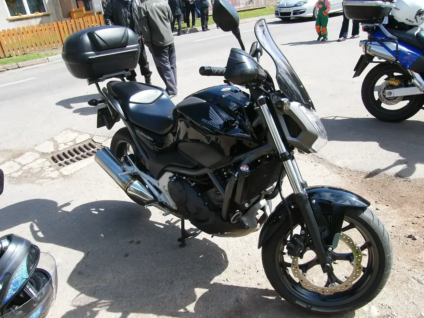 Honda NC, sportive — vue extérieure