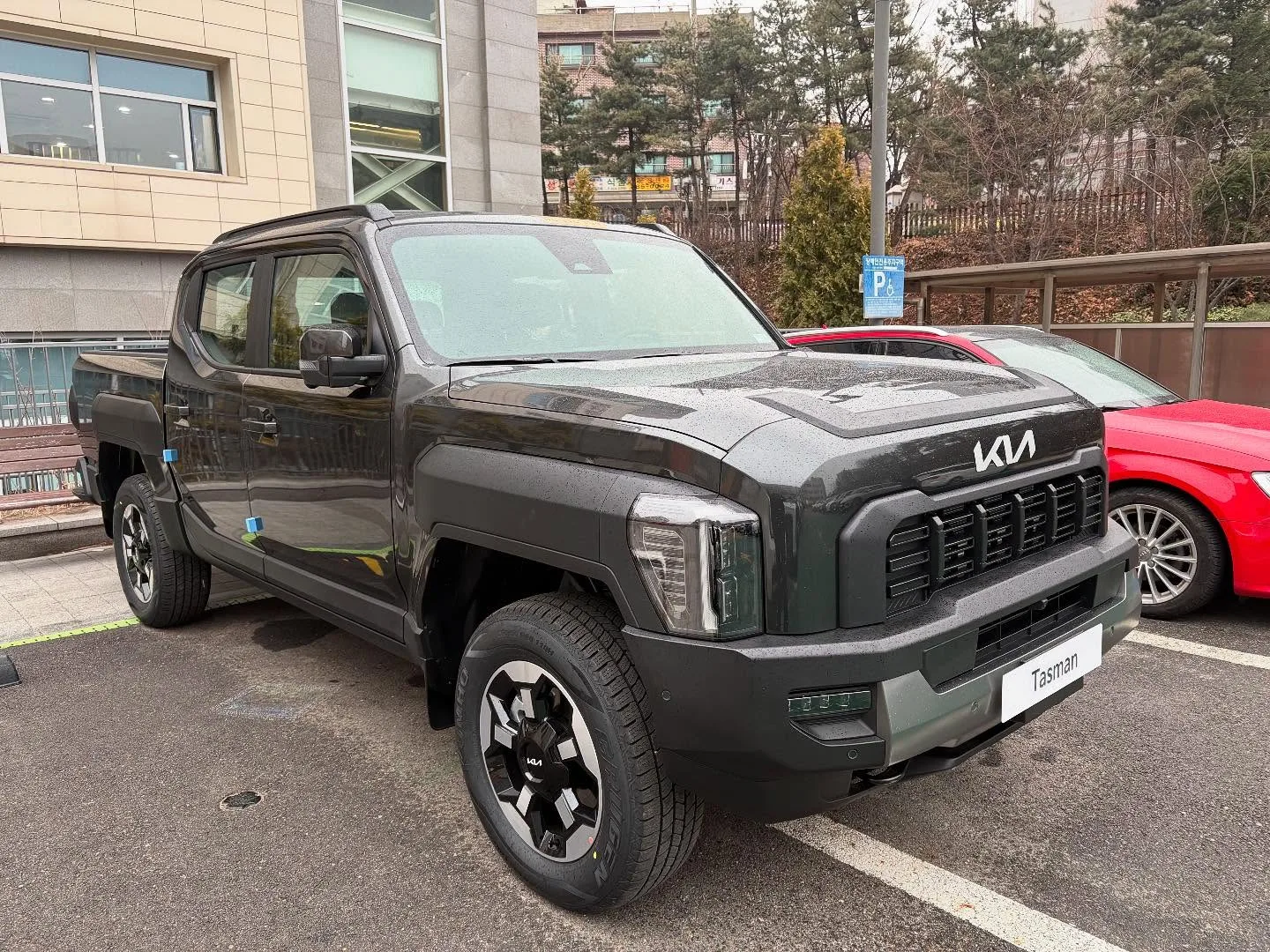 Kia Tasman