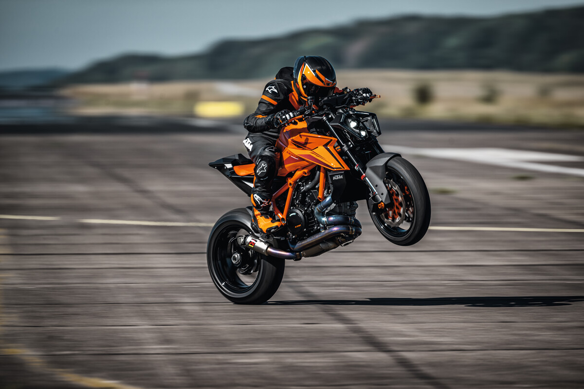 KTM 1390 SUPER DUKE R