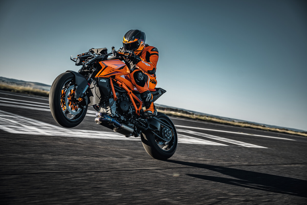 KTM 1390 SUPER DUKE R
