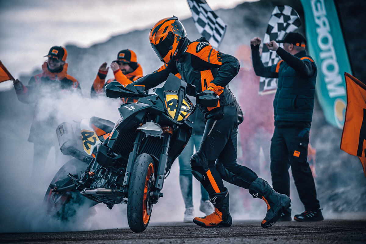 KTM 890 SMT