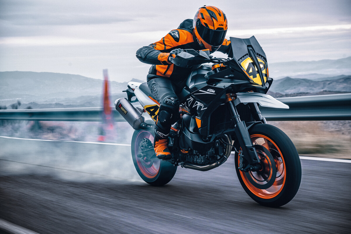 KTM 890 SMT