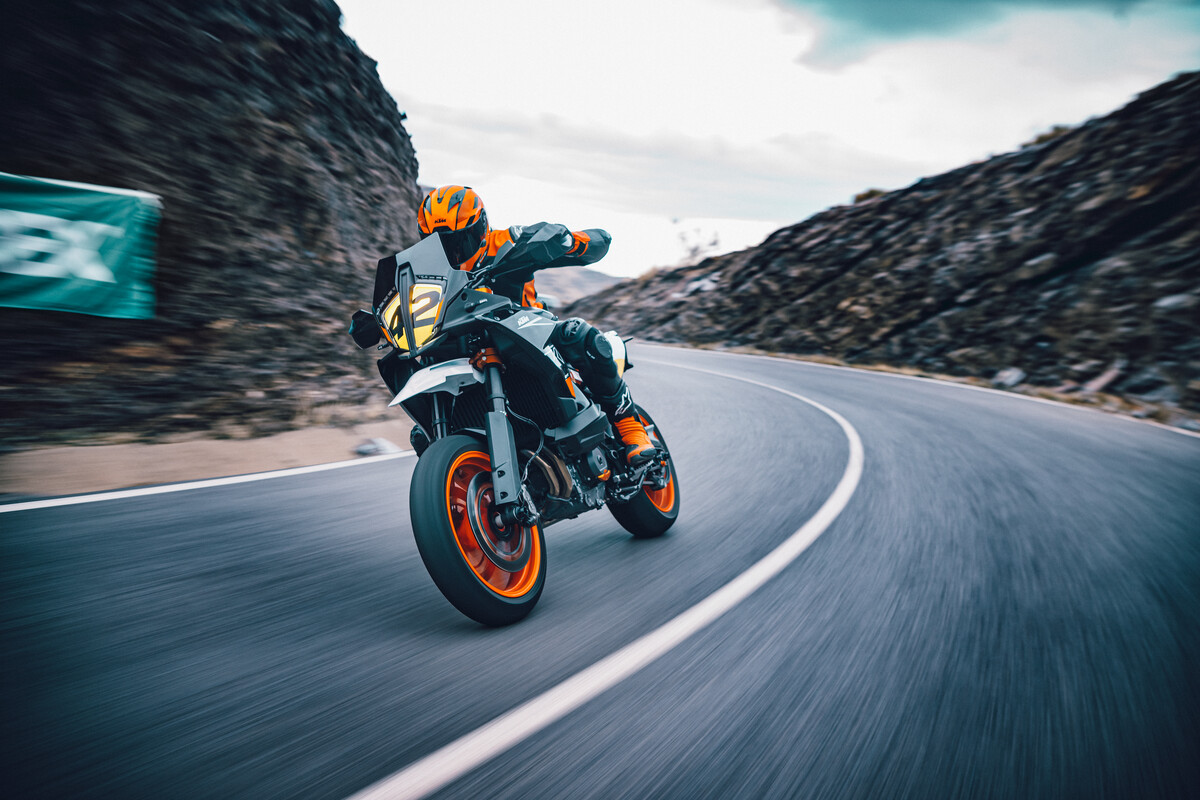 KTM 890 SMT