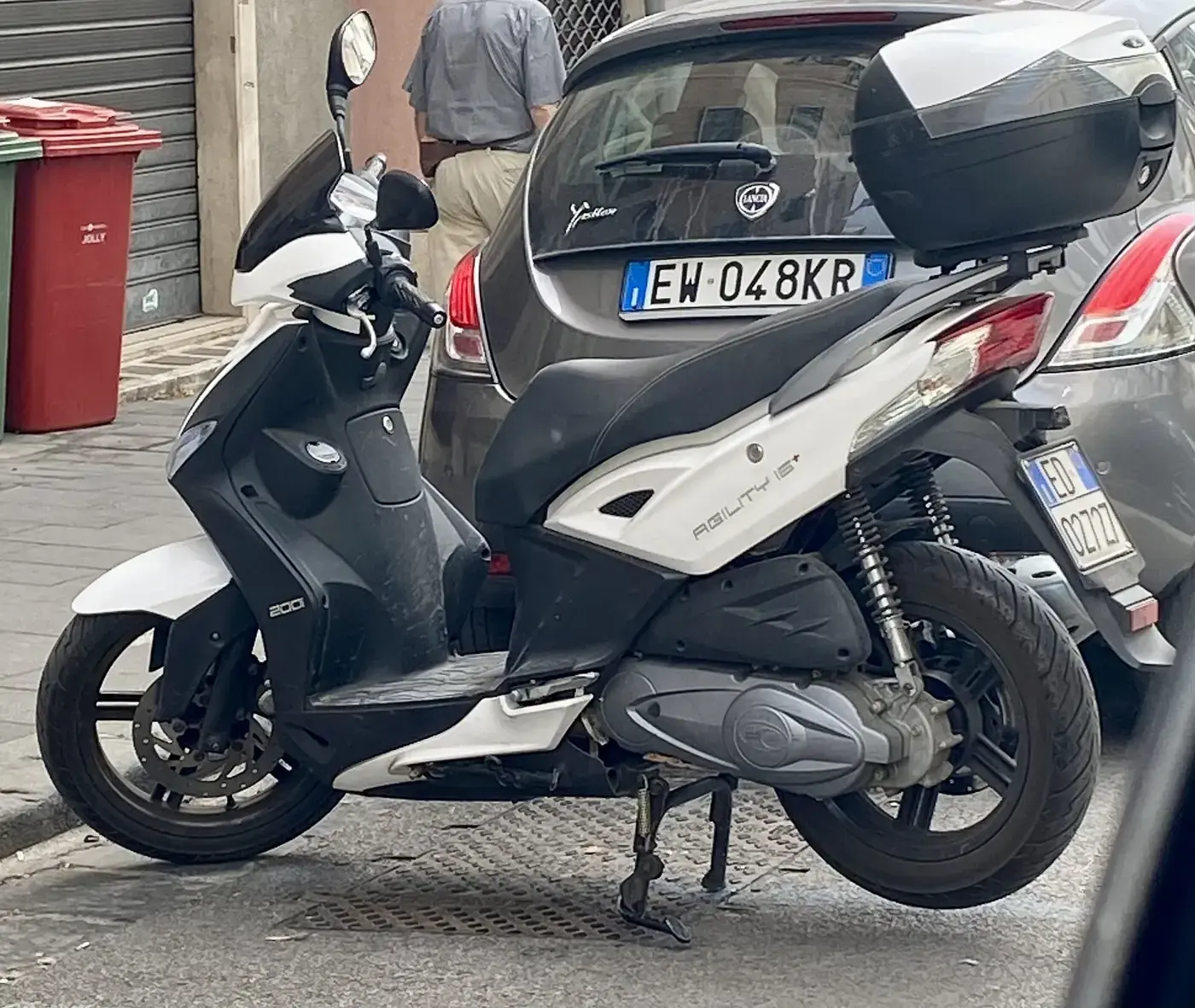 Kymco Agility, scooter — vue extérieure