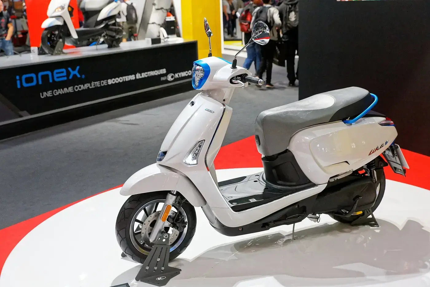 Kymco Like, scooter — vue extérieure