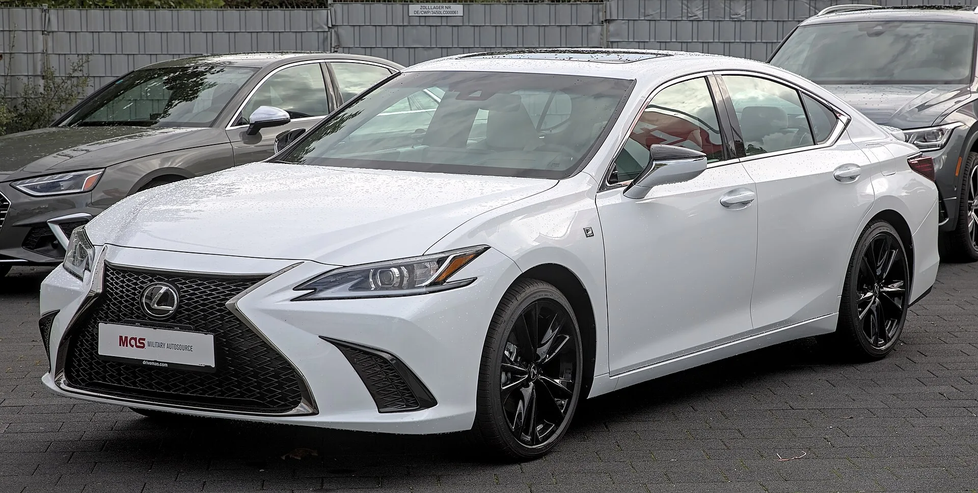Lexus ES