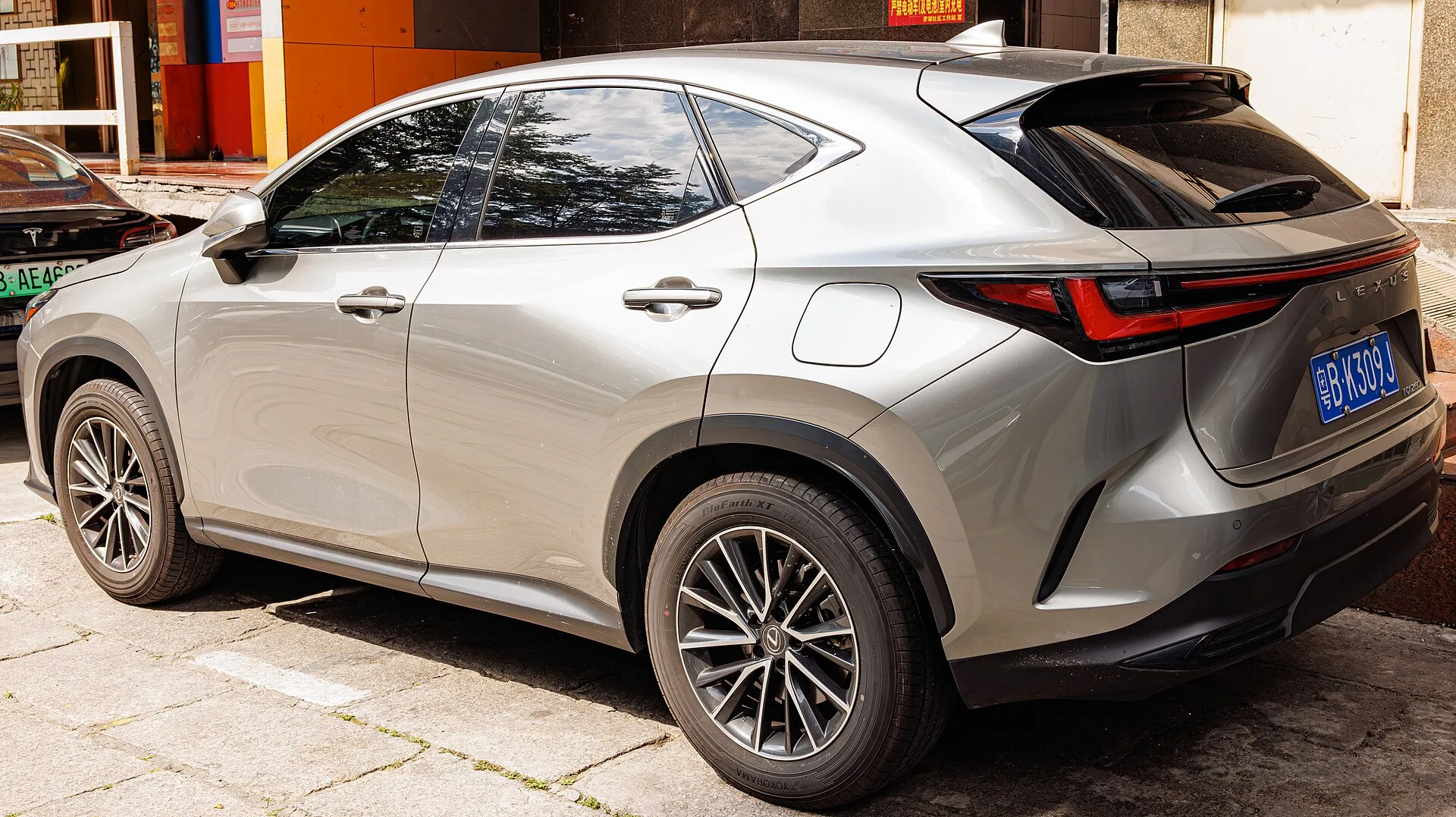 Lexus NX
