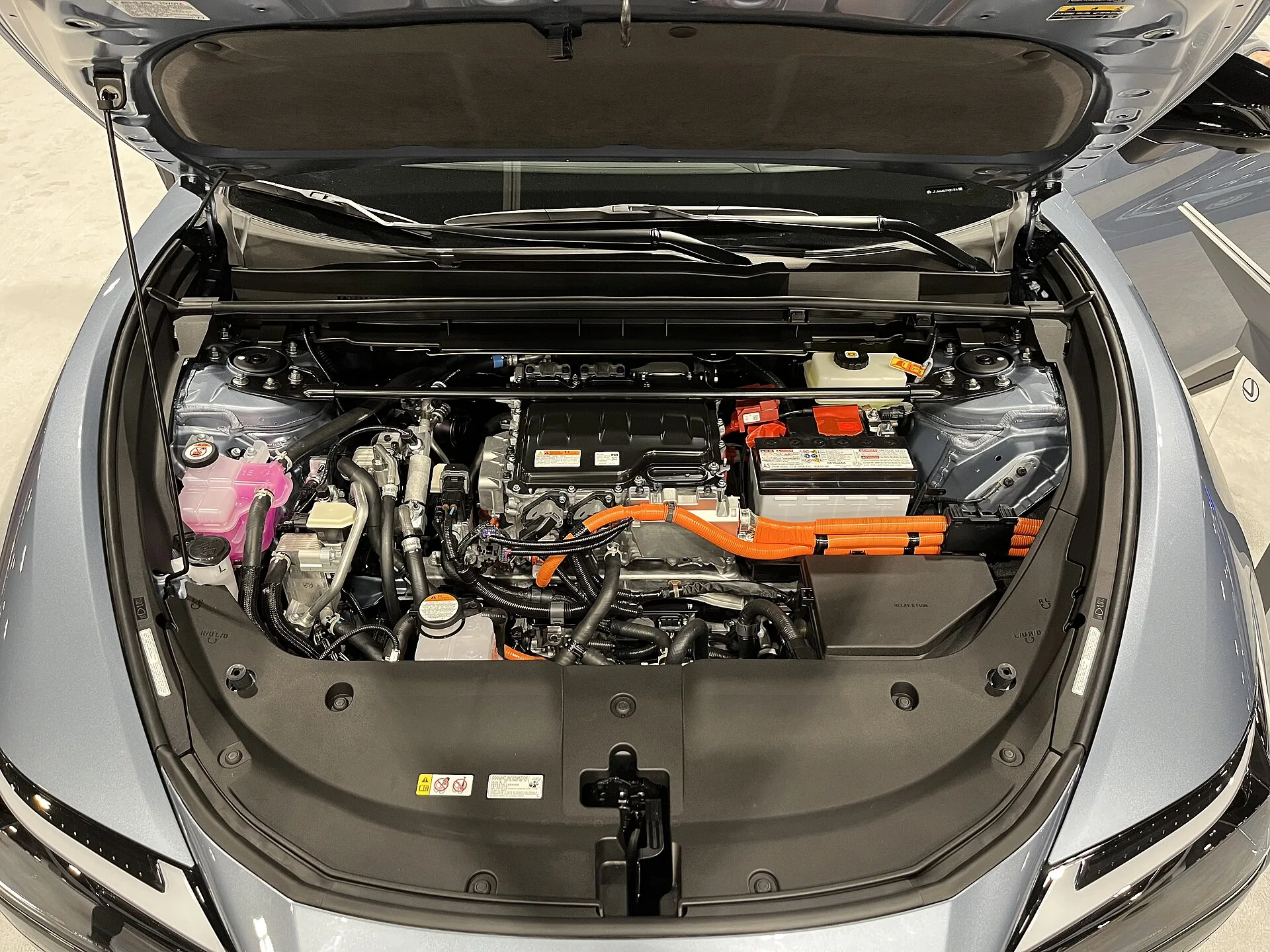 Lexus RZ