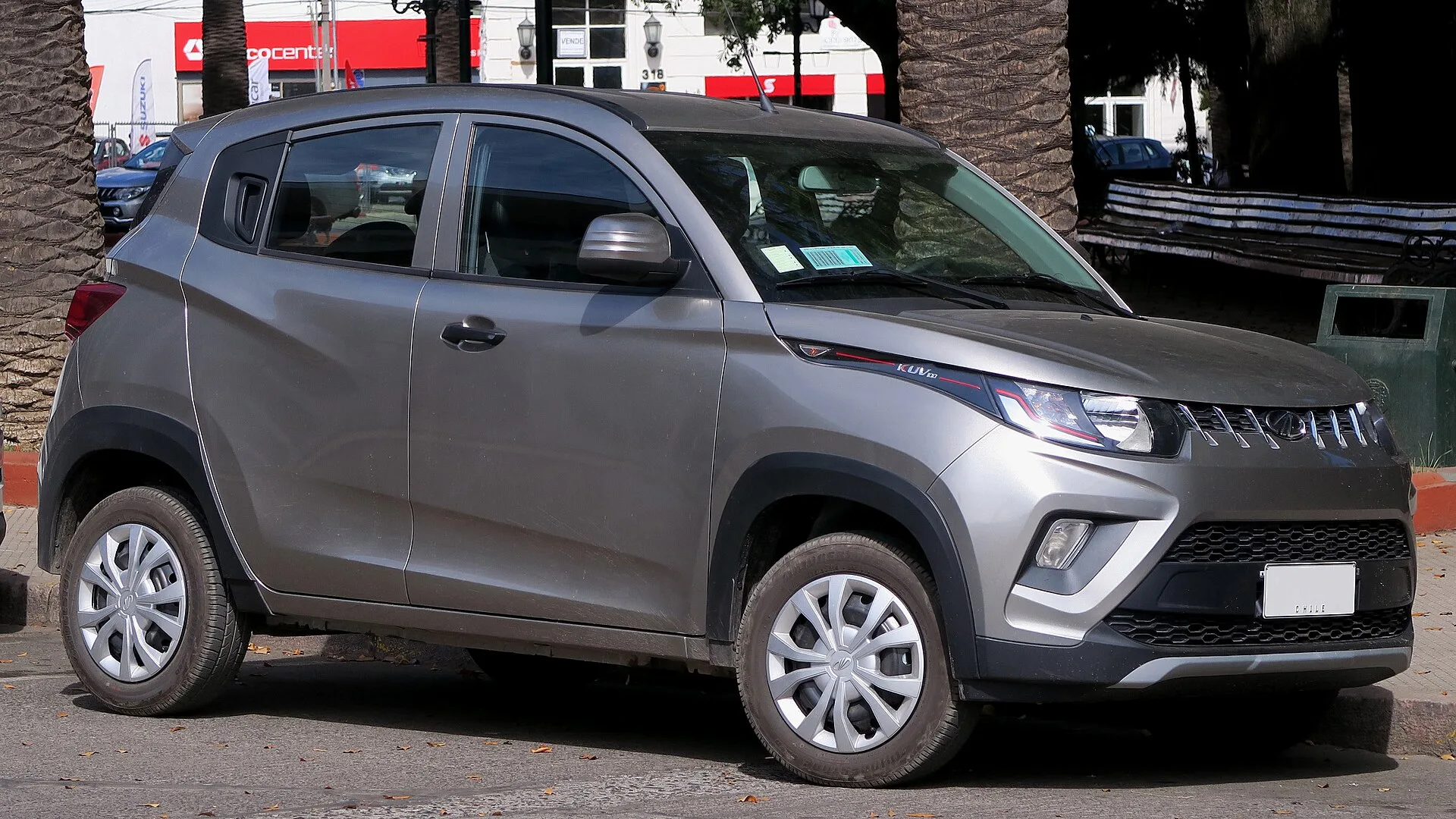 Mahindra KUV 100