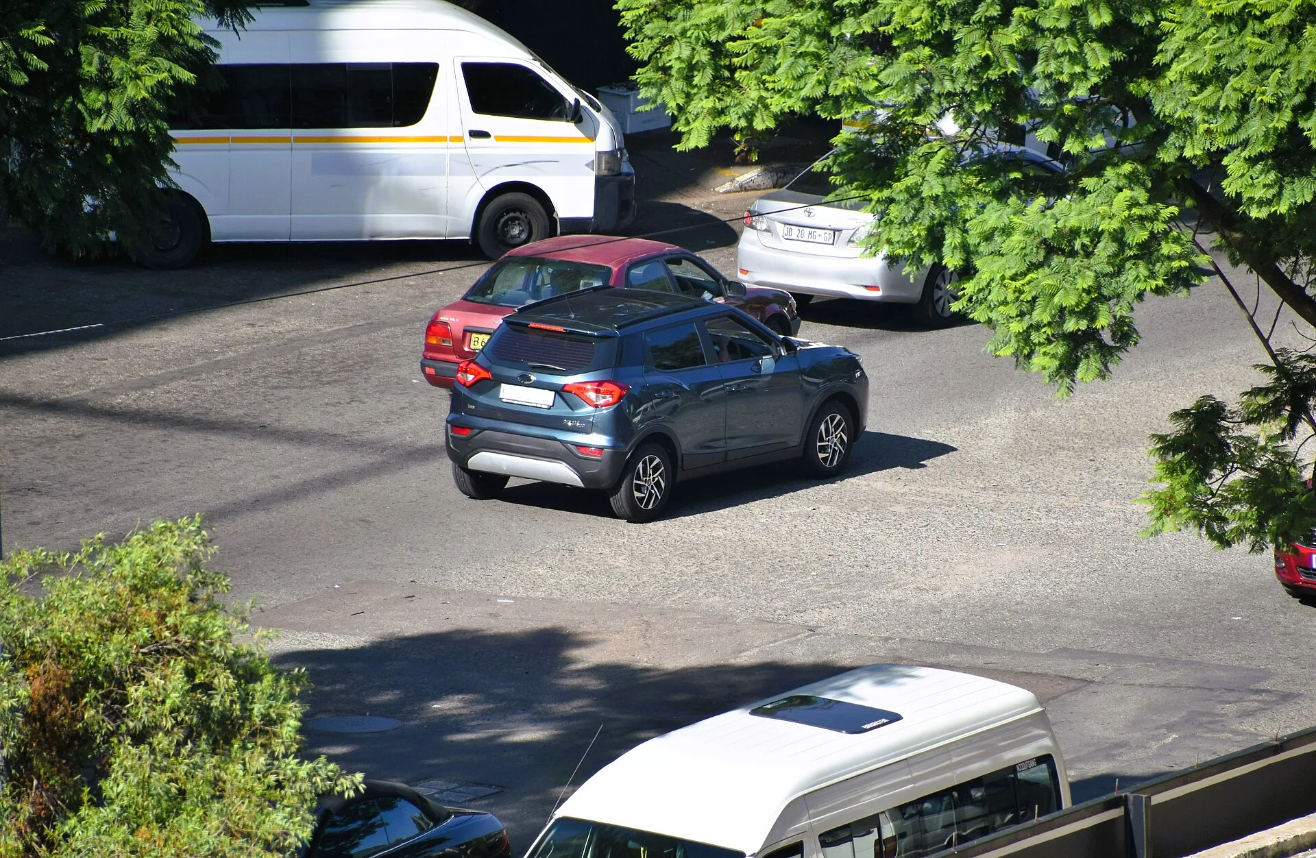 Mahindra XUV 300