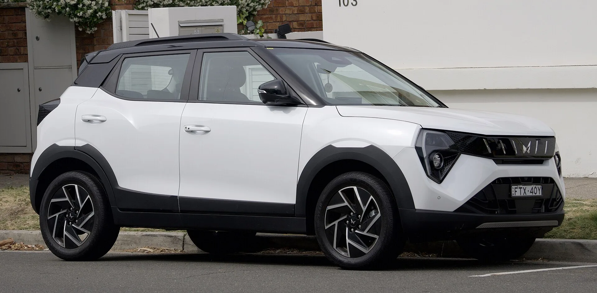 Mahindra XUV 3XO