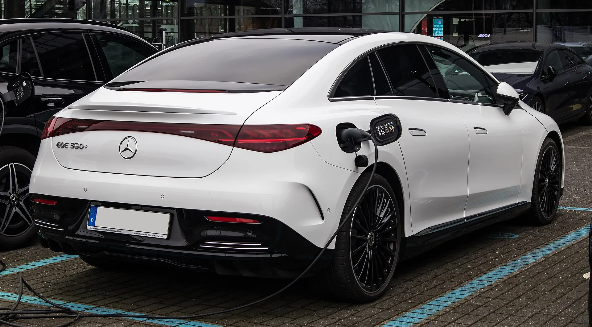 Mercedes-Benz EQE