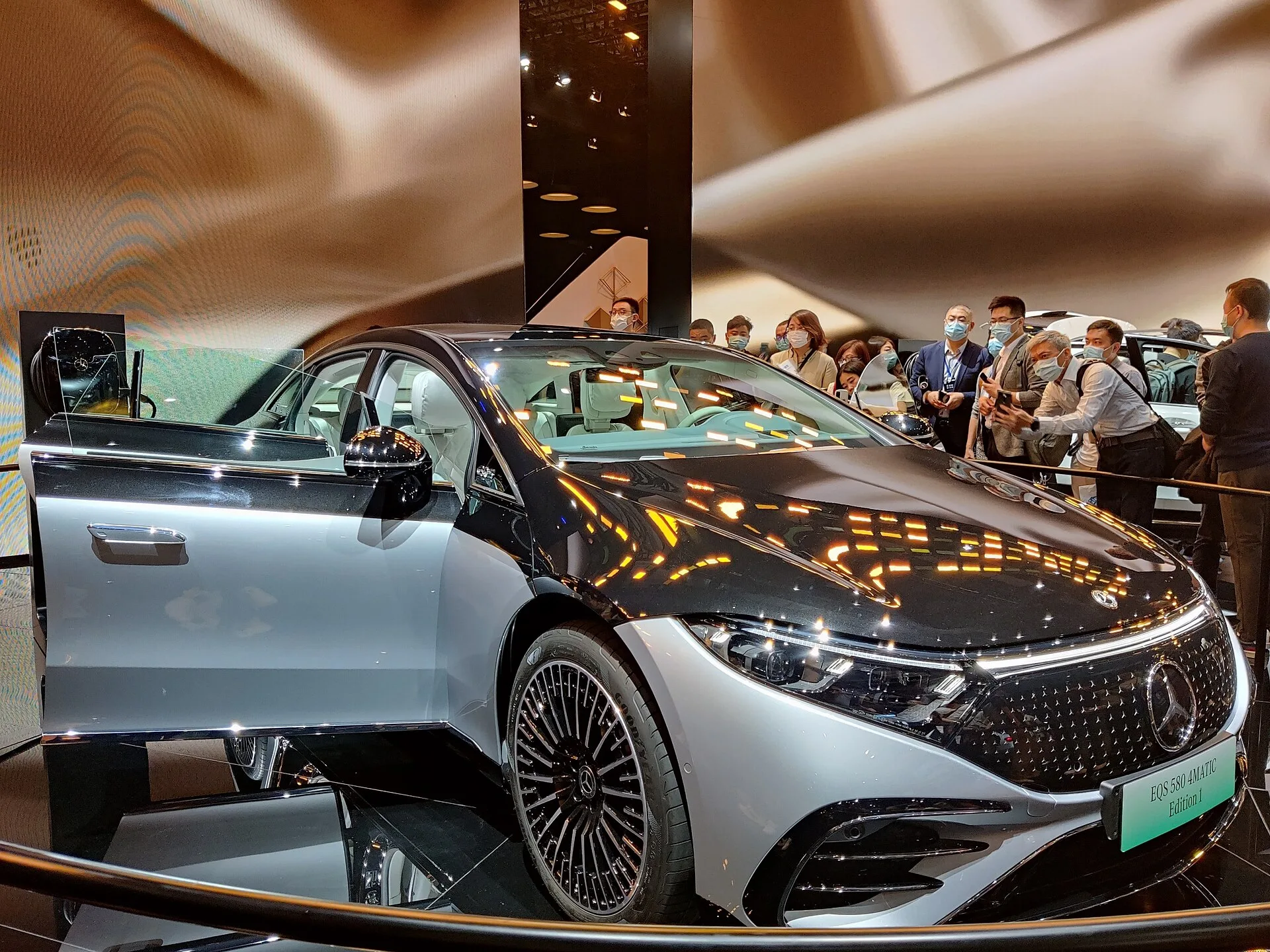 Mercedes-Benz EQS