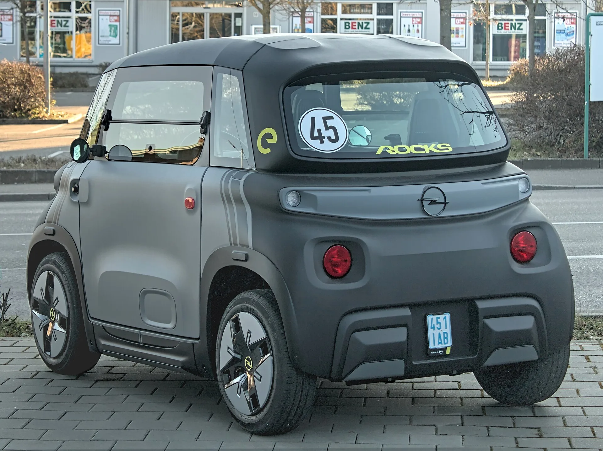 Opel Rocks-e