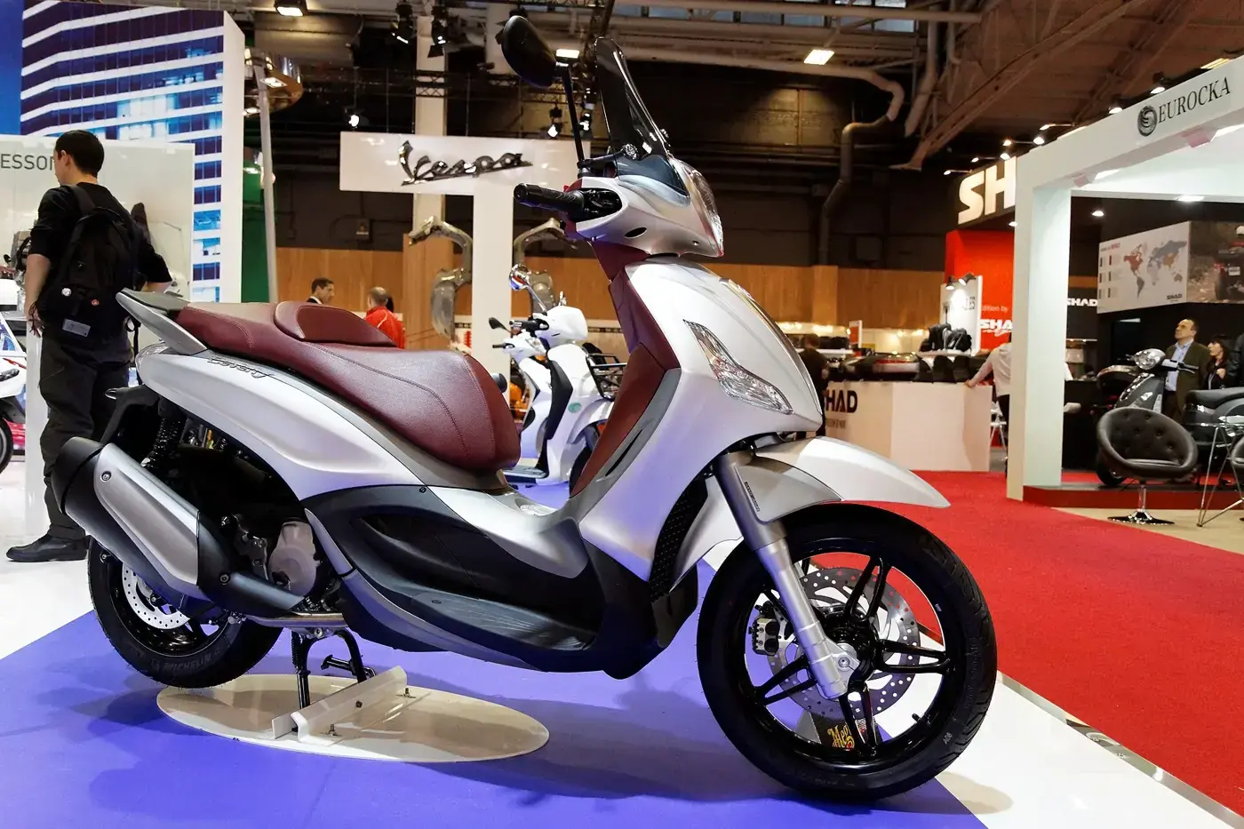 Piaggio Beverly, scooter — vue extérieure