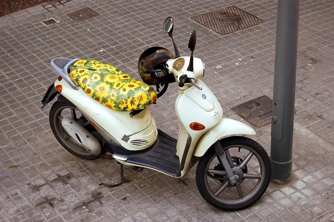 Piaggio Liberty, scooter — vue extérieure