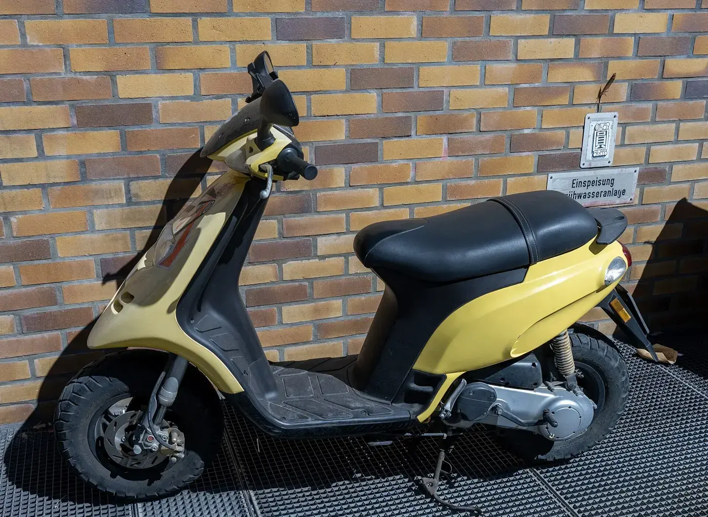 Piaggio Typhoon, scooter — vue extérieure