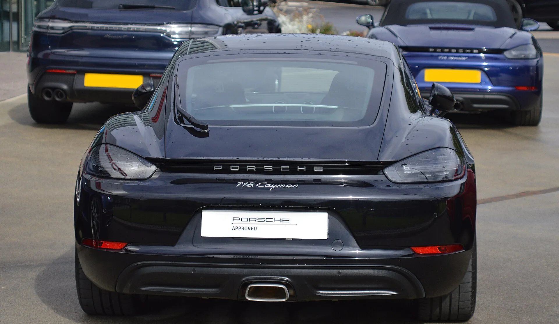 Porsche 718 Cayman