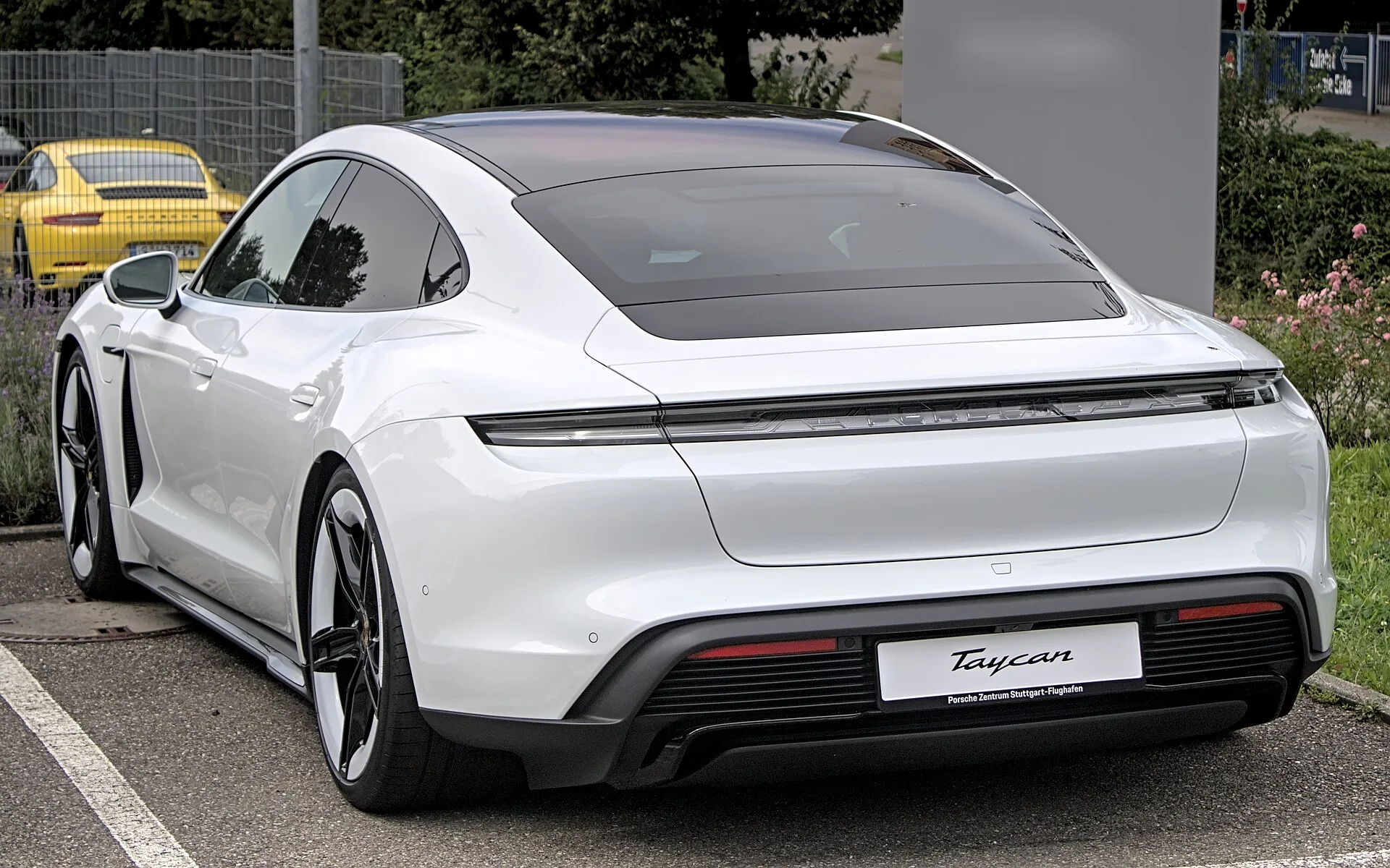 Porsche Taycan