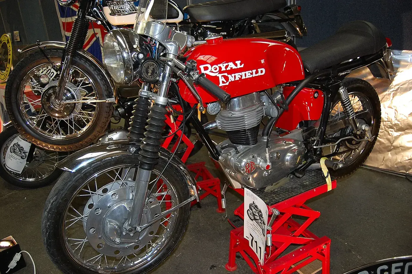 Royal Enfield Continental GT, custom — vue extérieure