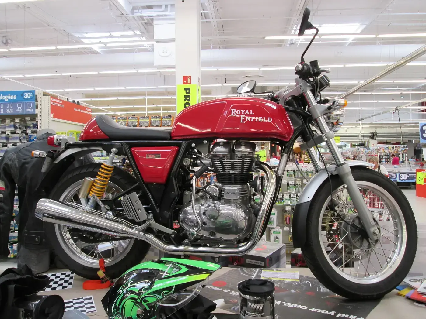 Royal Enfield Continental GT, custom — vue extérieure