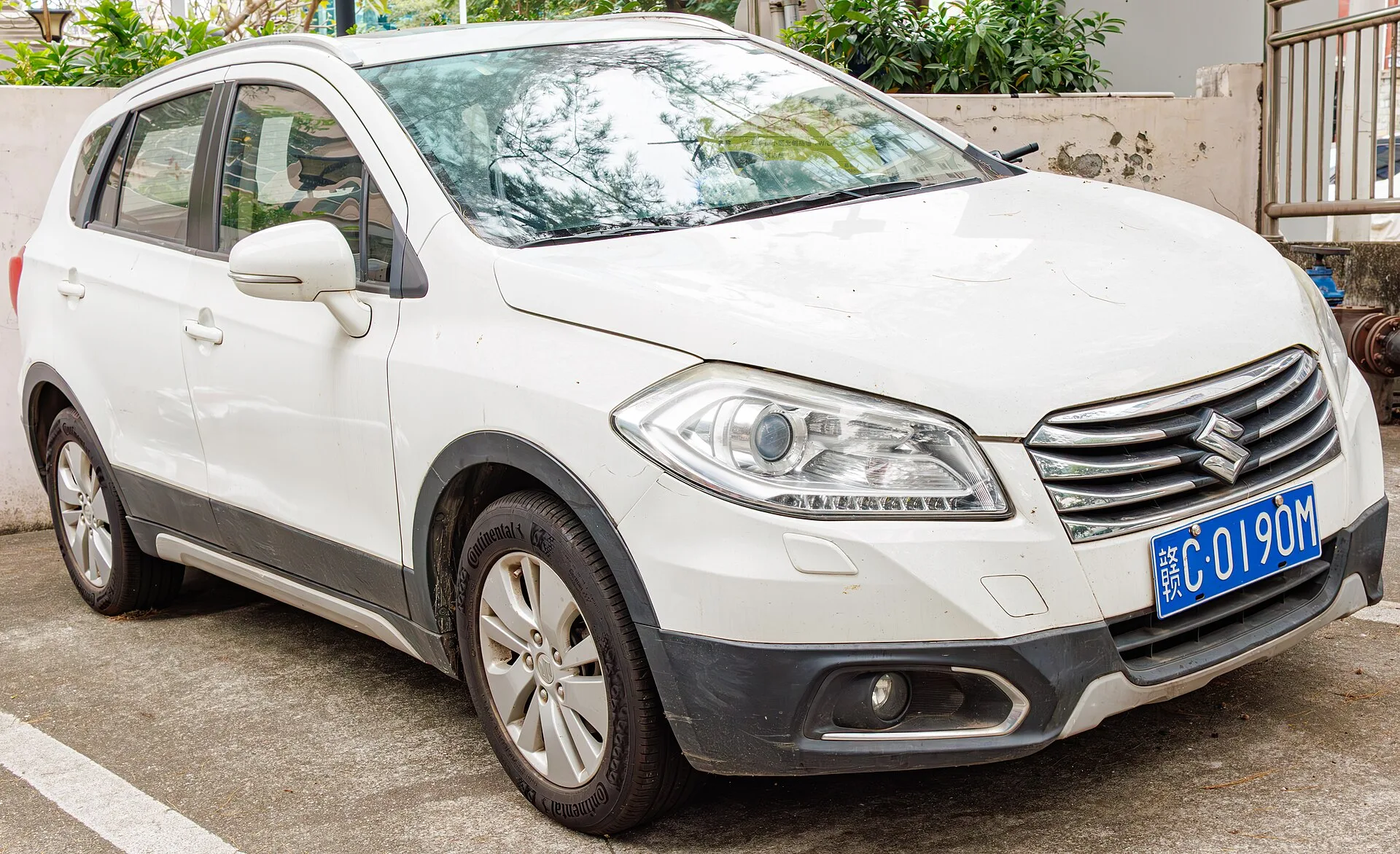 Suzuki S-Cross