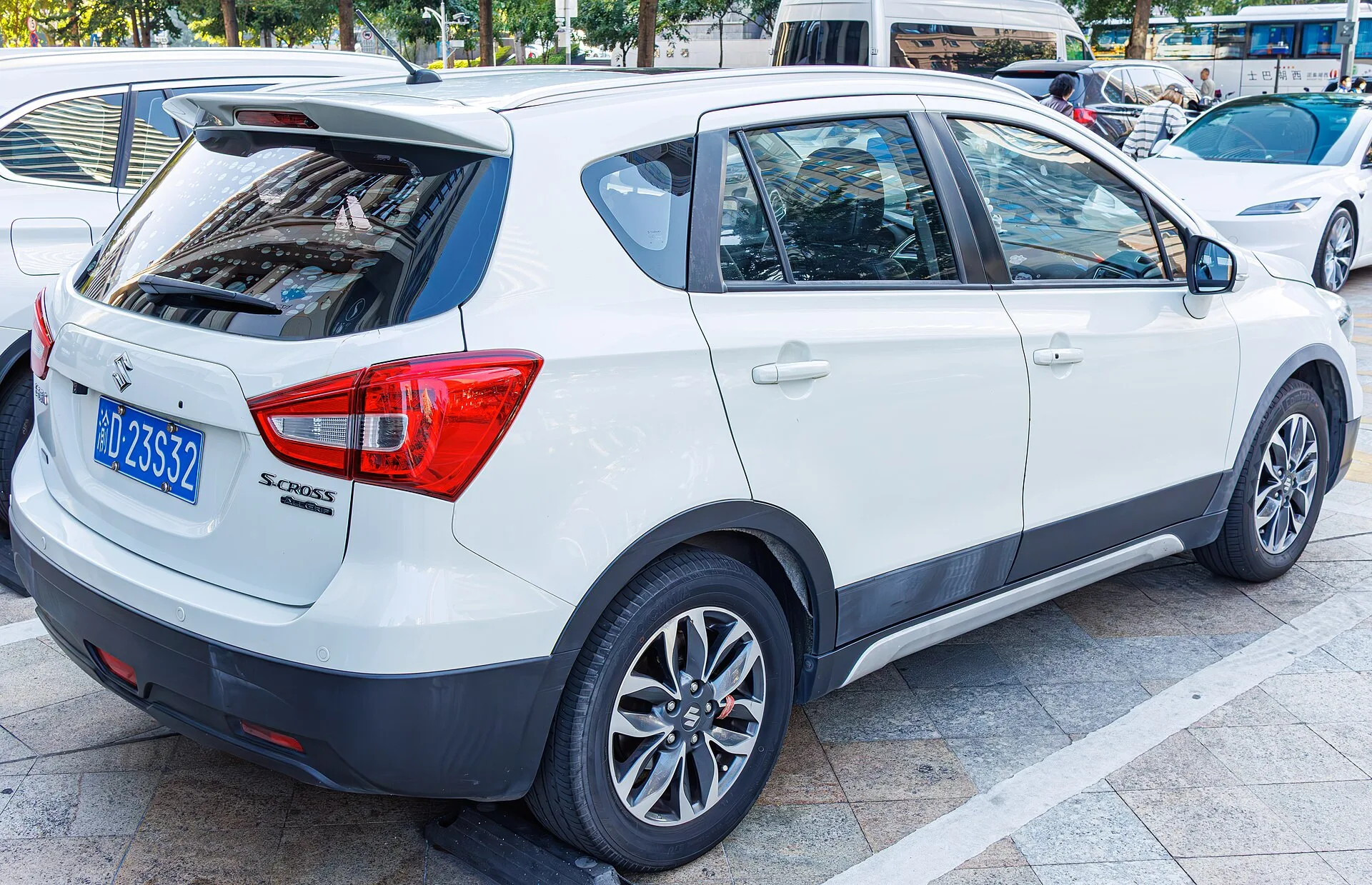Suzuki S-Cross
