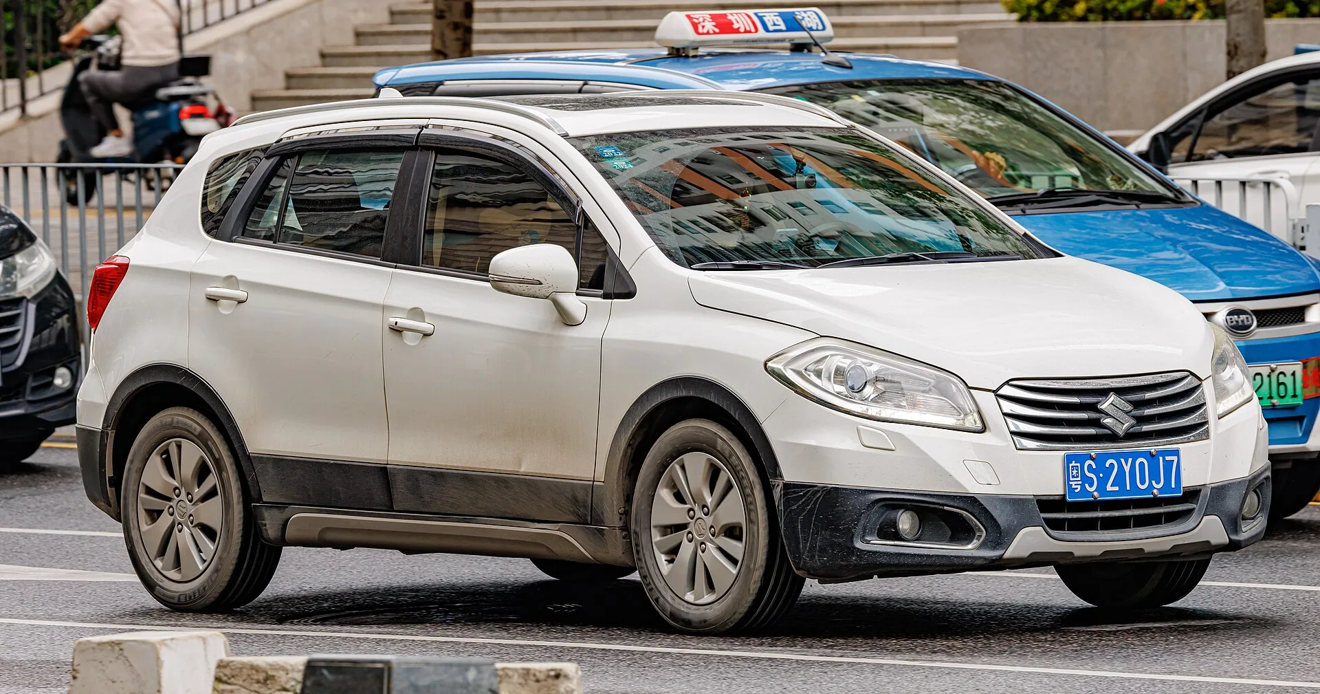 Suzuki S-Cross