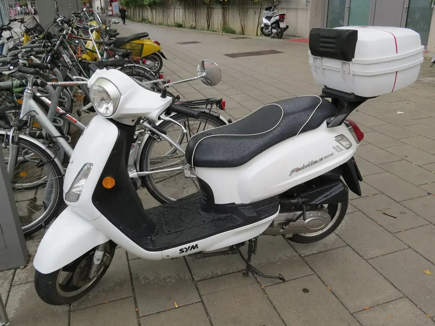 SYM Fiddle, scooter — vue extérieure