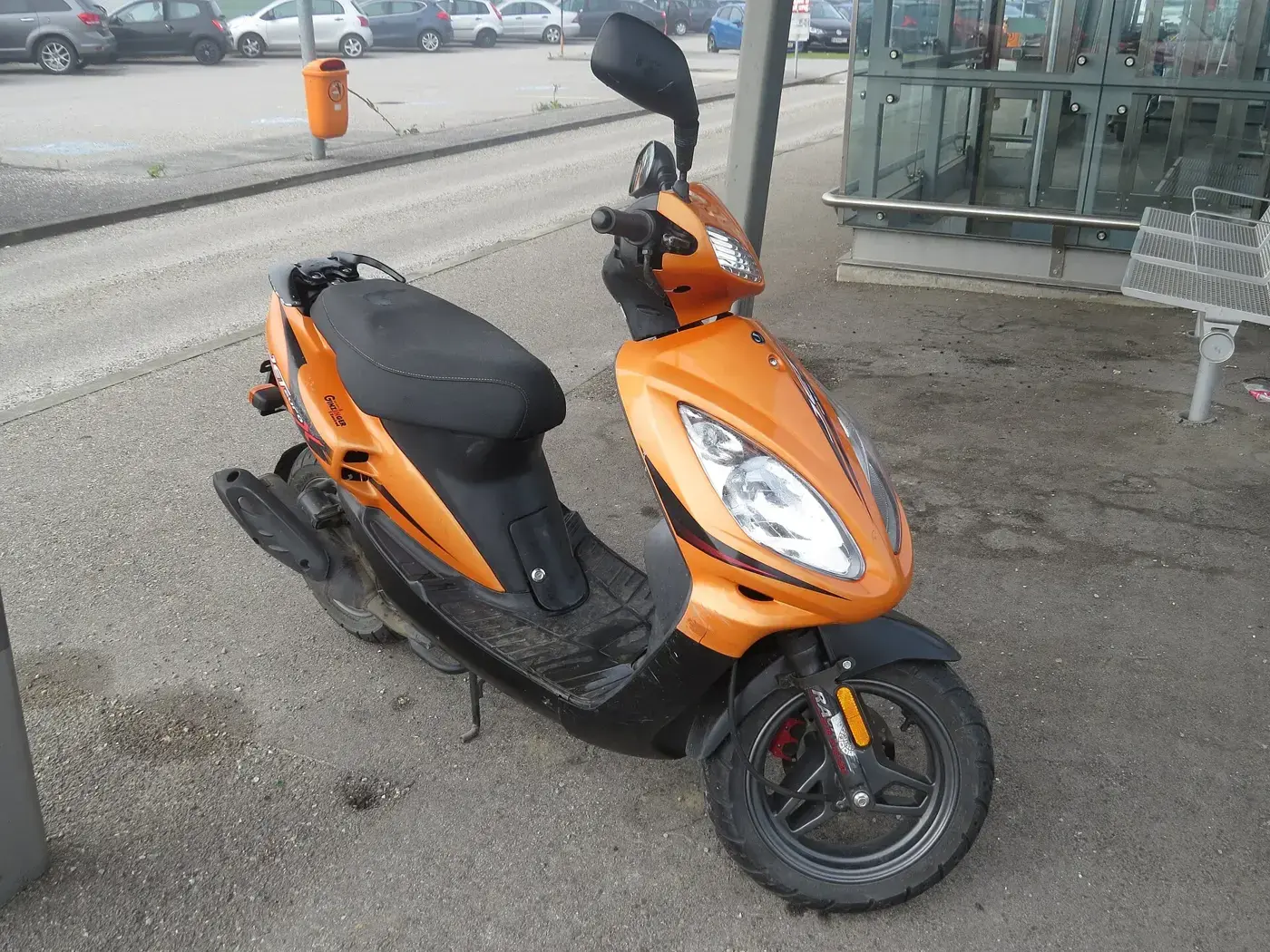 SYM JET X, custom — vue extérieure