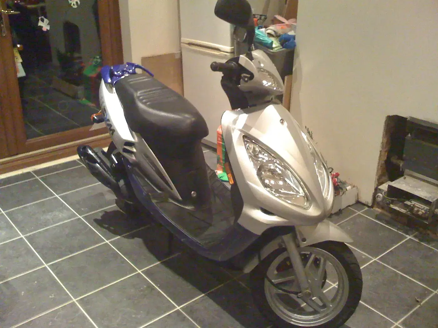SYM JET X, custom — vue extérieure