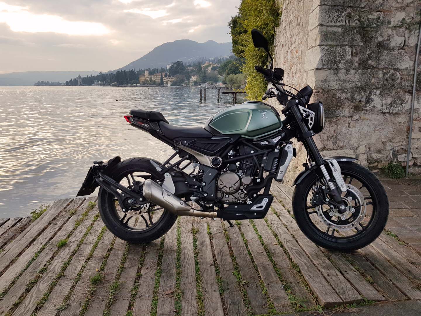 Voge 300 AC