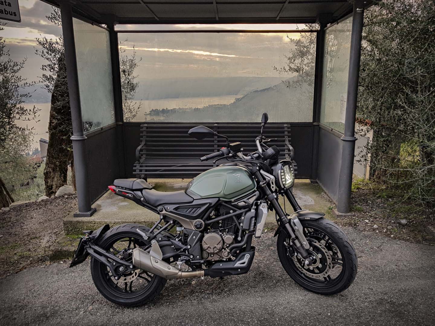Voge 300 AC