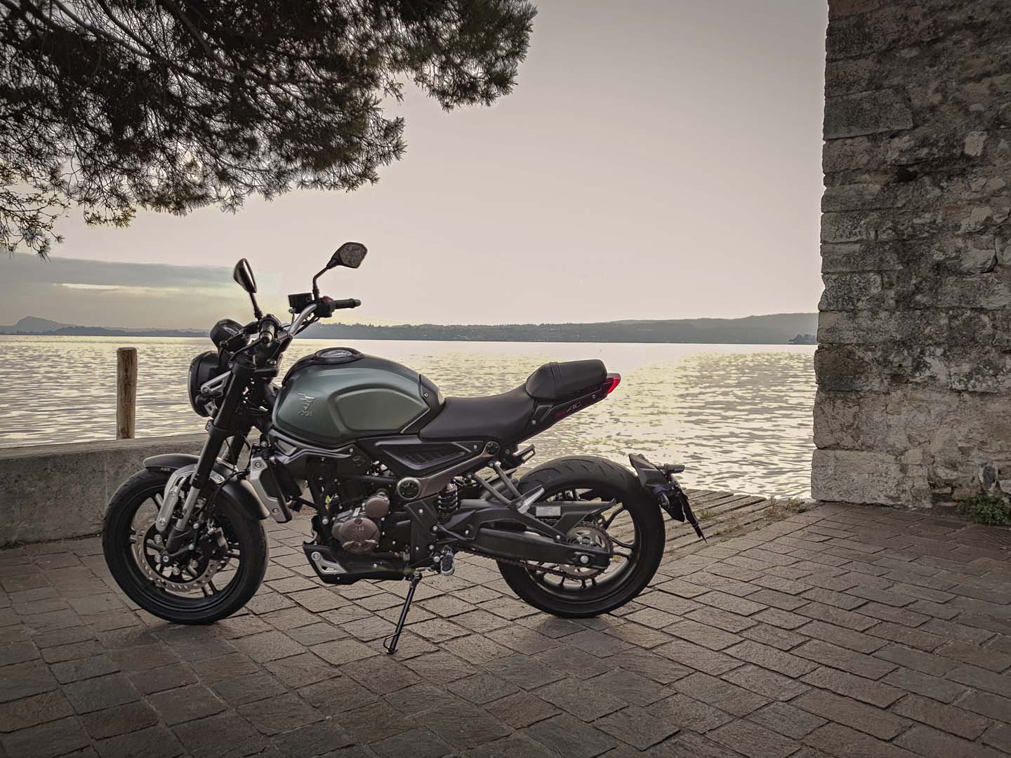 Voge 300 AC