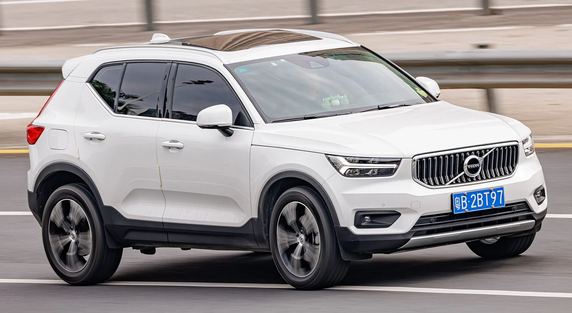 Volvo XC40