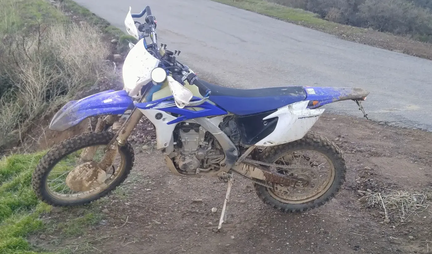 Yamaha WR450F 2026, trail — vue extérieure