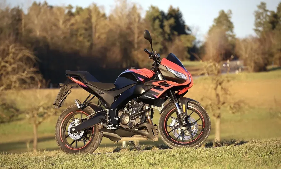 Aprilia Tuono