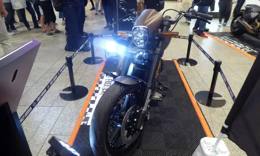 Harley-Davidson FXDR